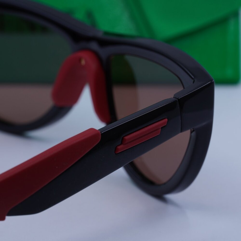 Bottega Veneta BV1234S 004 Shield Sunglasses - Shiny Black Red \ Red - Picture 6 of 10